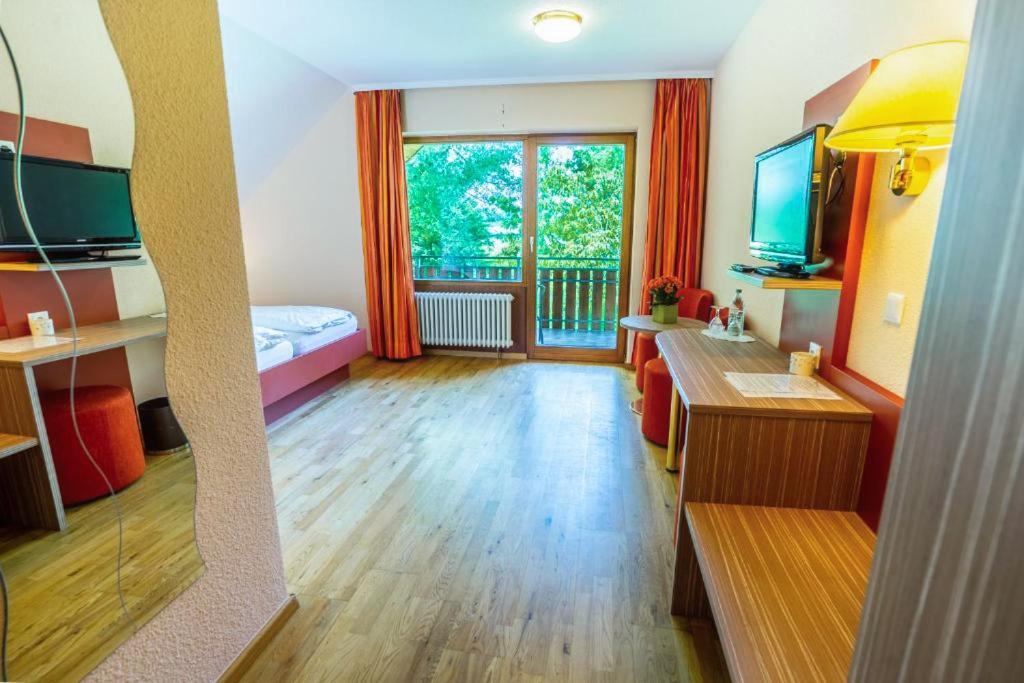 Wohlfuehlhotel Sonnengarten Uberlingen Exterior photo