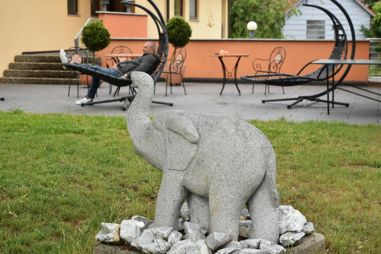 Wohlfuehlhotel Sonnengarten Uberlingen Exterior photo